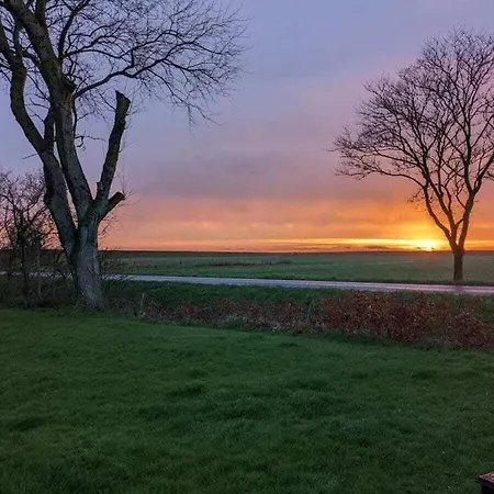Vakantiehuis Vacation With 1 Bedroom *